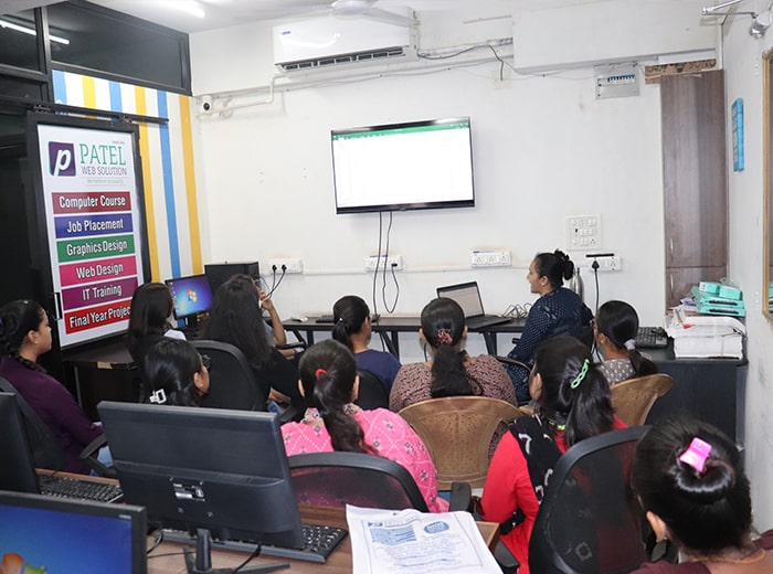 Live Lecture Practical lecture One to One Education
